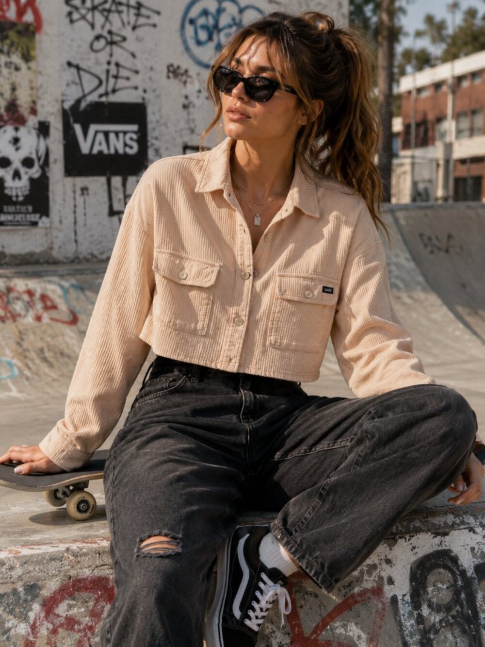 623- Vans Cropped Ribbed Button-Up Shirt Jacket Beige XS